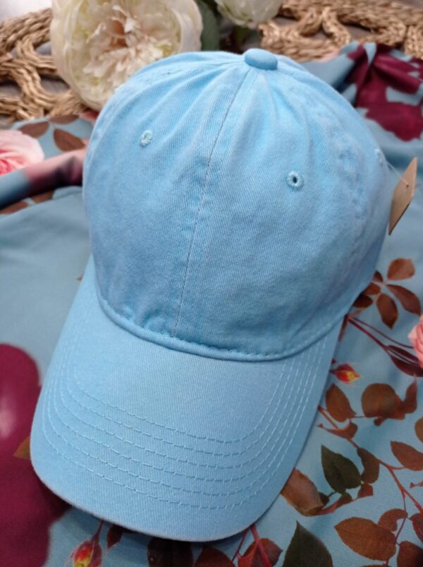 Gorra azul turquesa